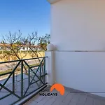 #118 2br Nearby דירה