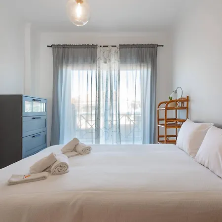 #118 2br Nearby *