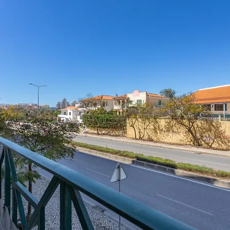 Apartment #118 2br Nearby *